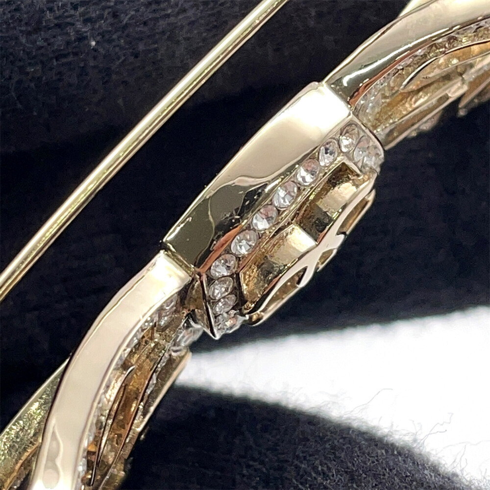 CHANEL Brooch - Picture 6 of 10